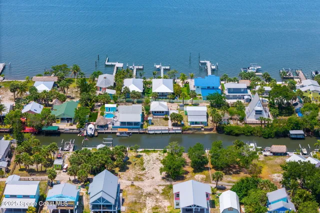 $495,000 | 36 Vip Island, Unit A, Grant, FL 32949