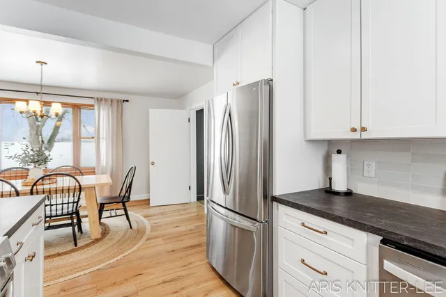 $375,000 | 5761 120th Avenue, Holland, MI 49424