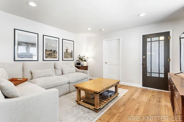 $375,000 | 5761 120th Avenue, Holland, MI 49424