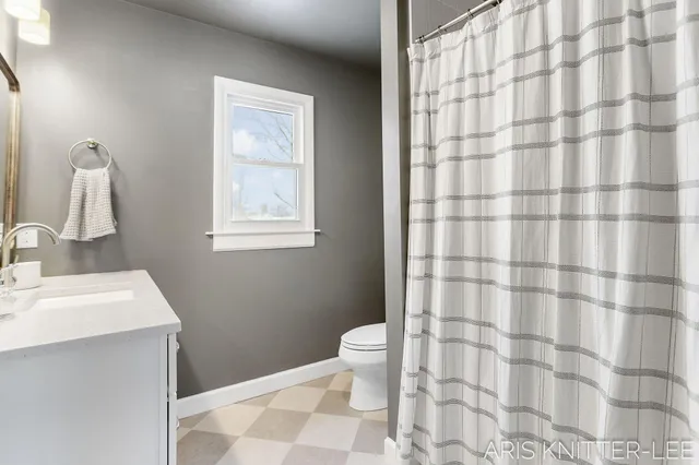 $375,000 | 5761 120th Avenue, Holland, MI 49424