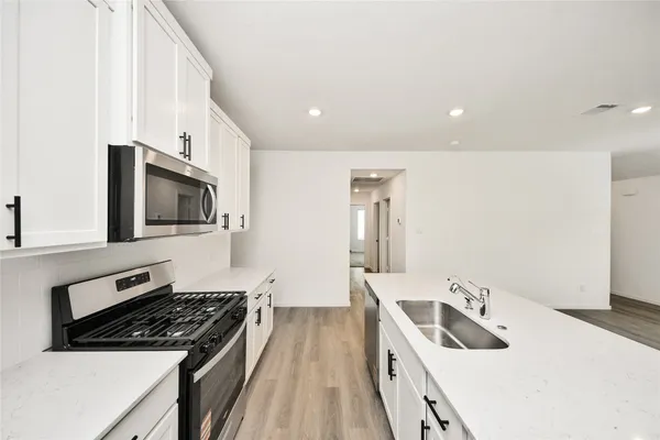 $2,200 | 27458 Serene Pine Drive, Magnolia, TX 77355