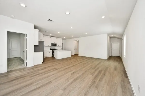 $2,200 | 27458 Serene Pine Drive, Magnolia, TX 77355