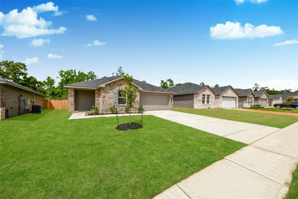 $2,200 | 27458 Serene Pine Drive, Magnolia, TX 77355