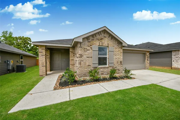 $2,200 | 27458 Serene Pine Drive, Magnolia, TX 77355