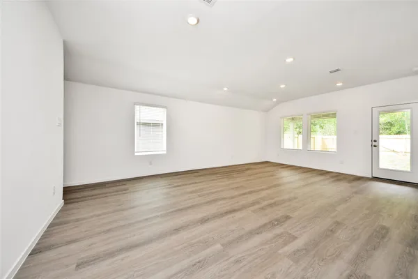 $2,200 | 27458 Serene Pine Drive, Magnolia, TX 77355