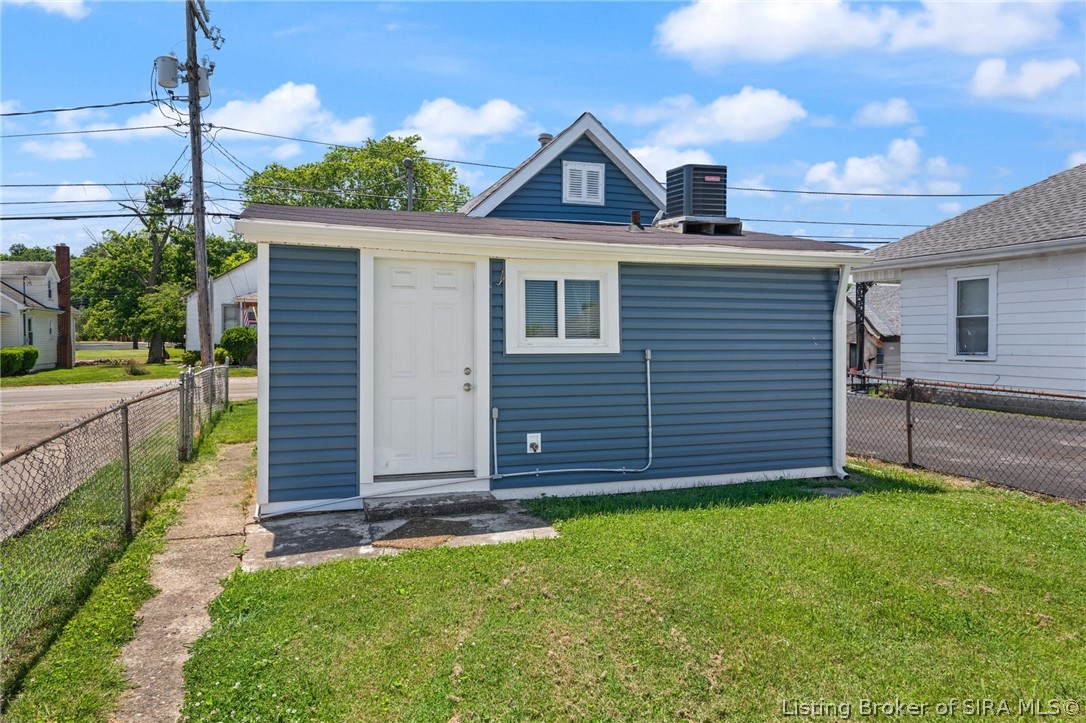 920 Valley View Road New Albany, IN 47150 - Photo 20 of 23