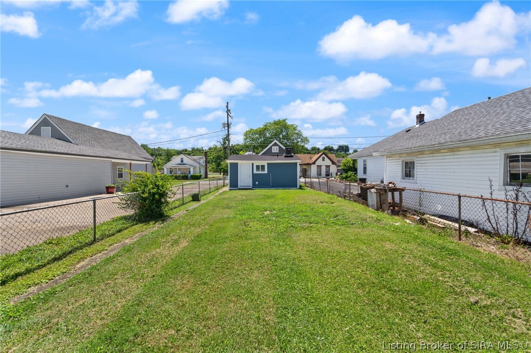 920 Valley View Road New Albany, IN 47150 - Photo 22 of 23