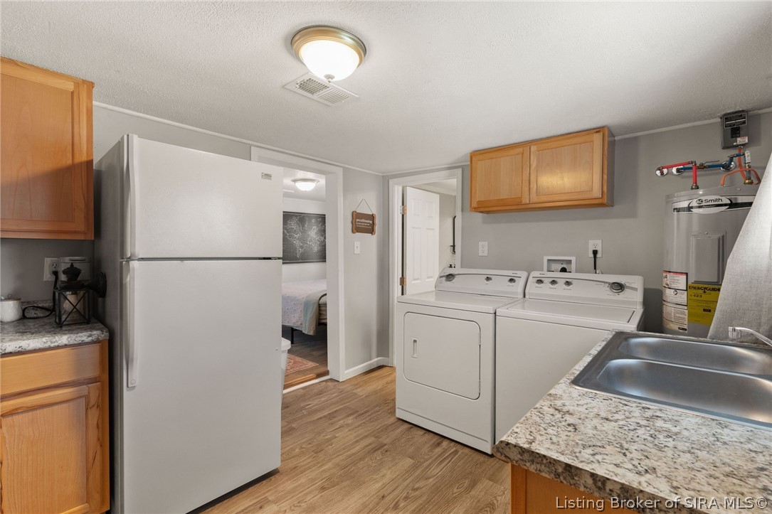 920 Valley View Road New Albany, IN 47150 - Photo 8 of 23