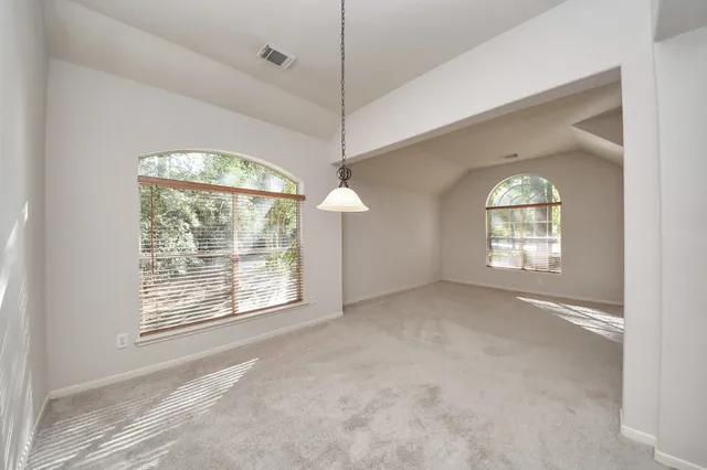 $459,900 | 70 North Lace Arbor Drive, The Woodlands, TX 77382