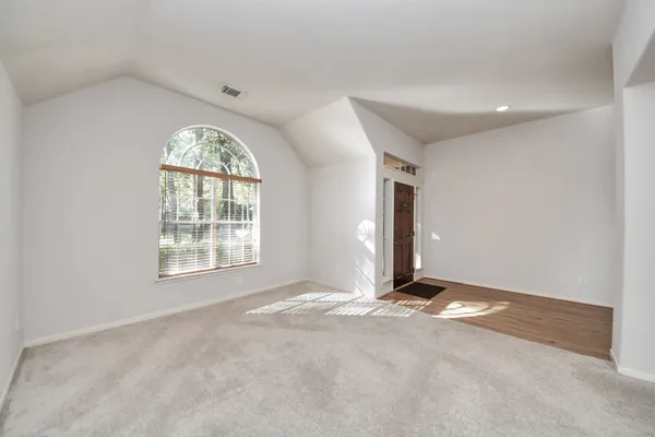 $429,400 | 70 North Lace Arbor Drive, The Woodlands, TX 77382