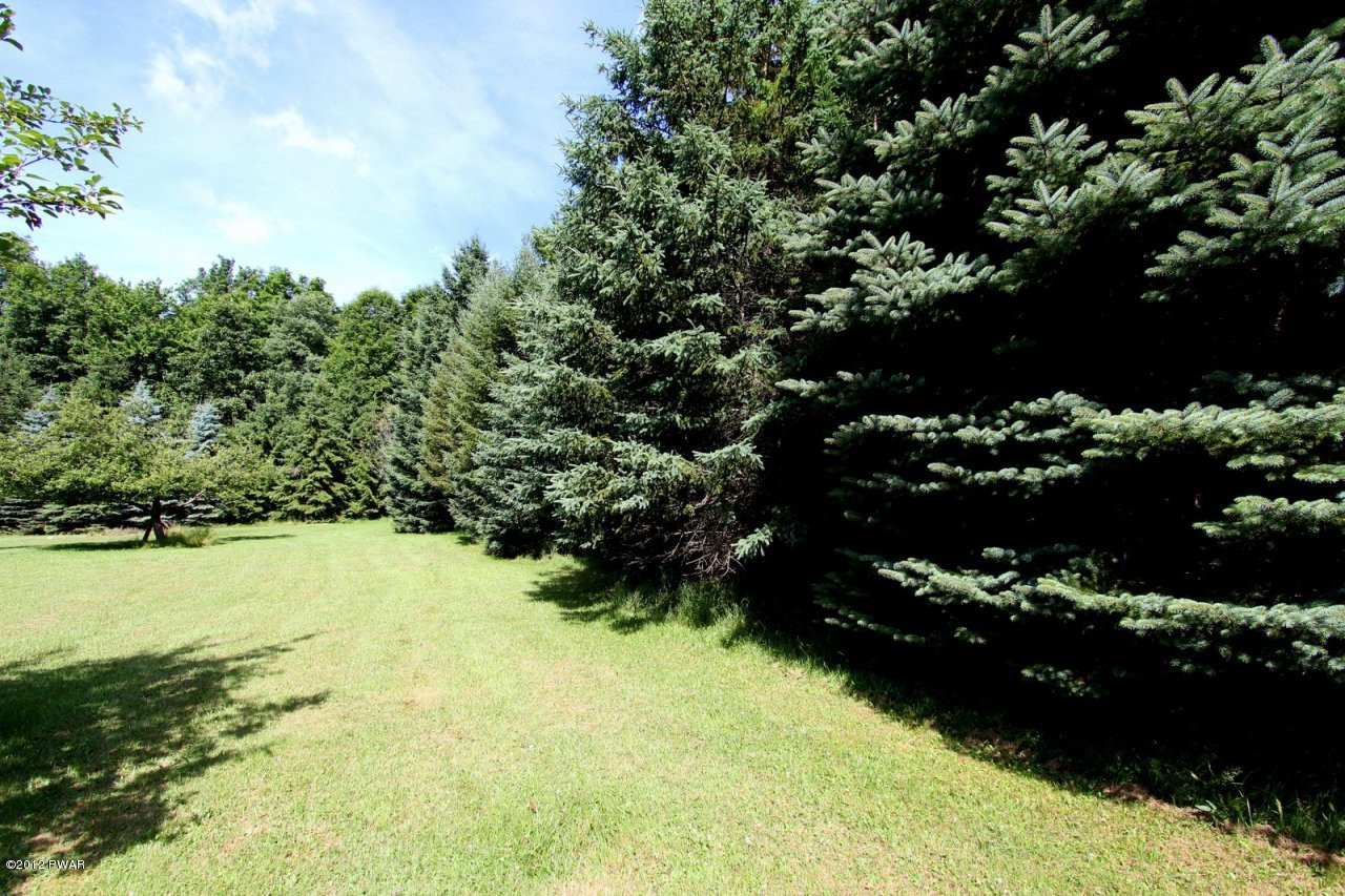 153 Daniels Road Hawley, PA 18428 - Photo 25 of 39 Gallery Image 25
