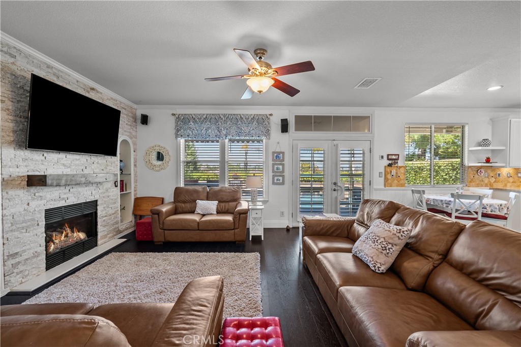 26211 Shakespeare Lane Stevenson Ranch, CA 91381 - Photo 13 of 54