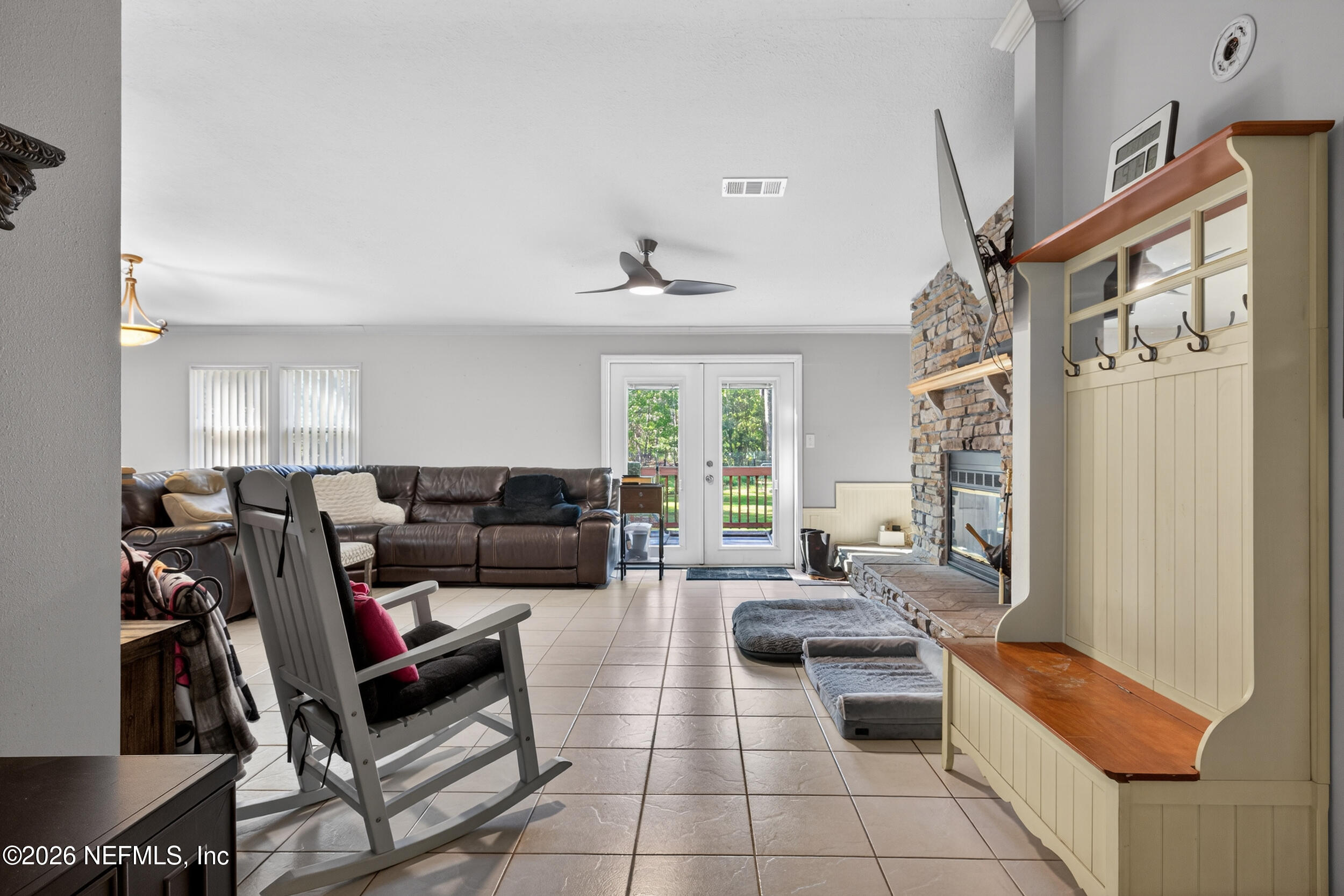 1755 Bennett Road St. Augustine, FL 32092 - Photo 7 of 34 a living room with furniture