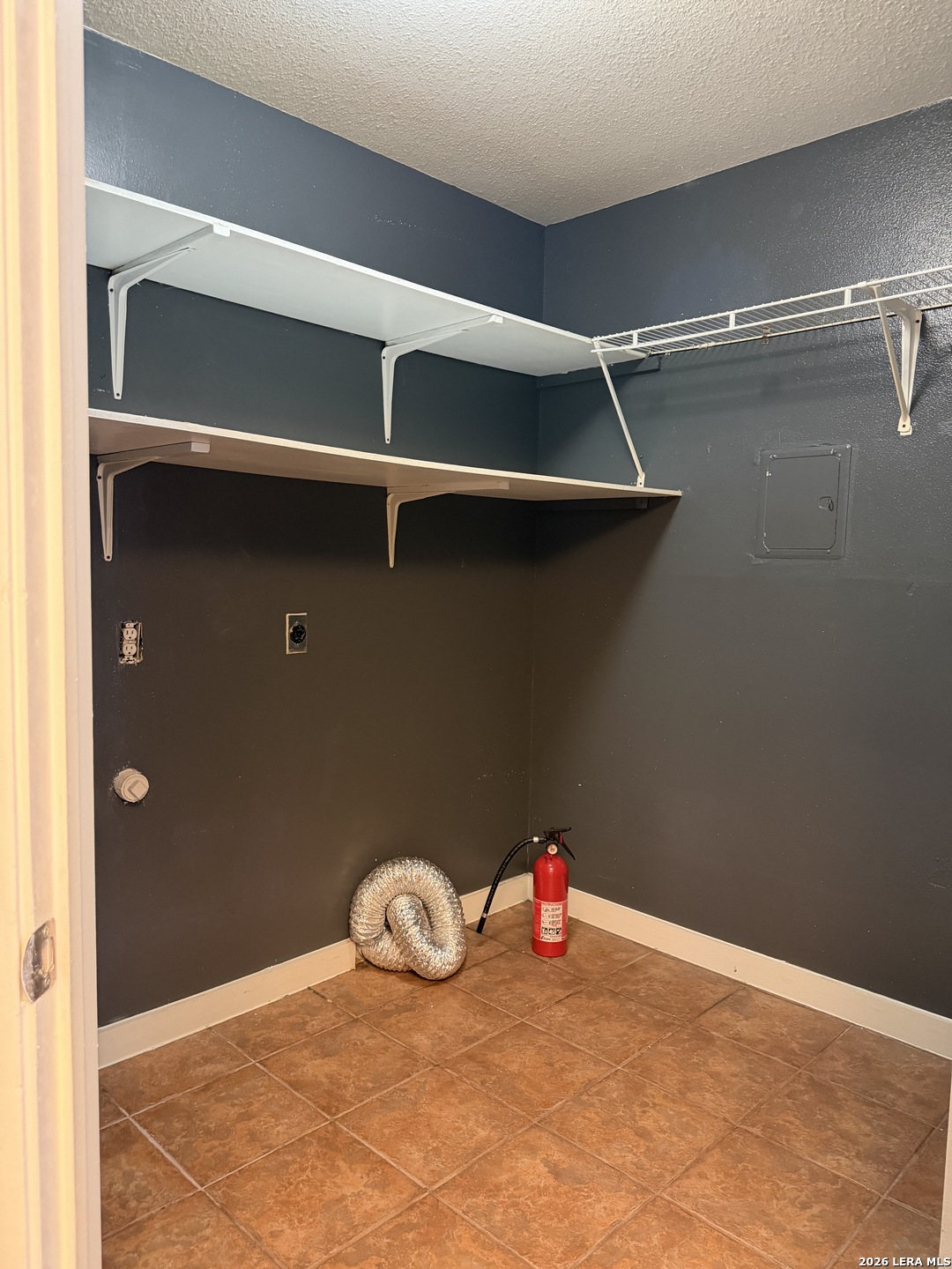 11719 Spring Ridge Drive San Antonio, TX 78249 - Photo 15 of 40 Gallery Image 15