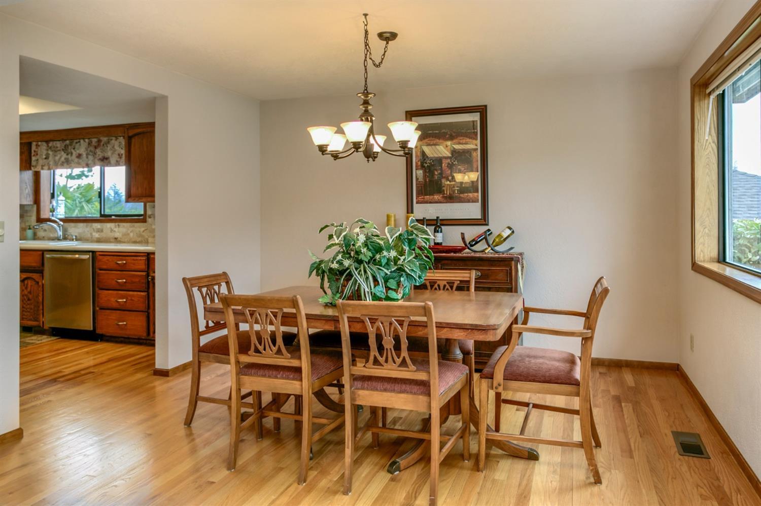 4328 Innsbruck Ridge Medford, OR 97504 - Photo 11 of 30 Additional Photo
