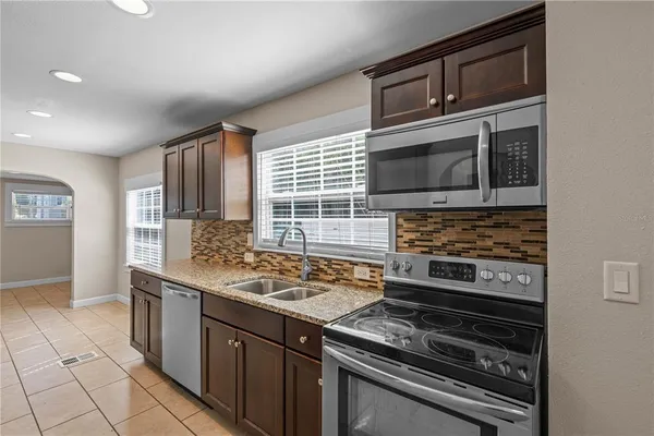 $699,500 | 222 25th Street North, St. Petersburg, FL 33713