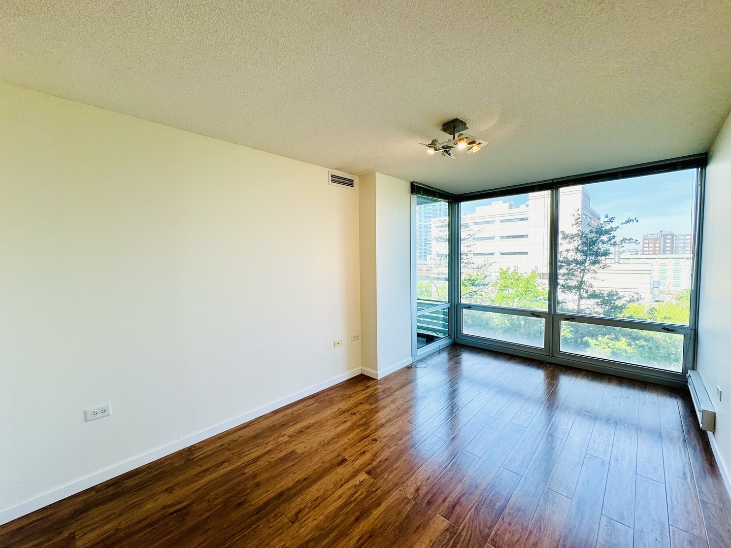 800 Elgin Road, Unit 812 Evanston, IL 60201 - Photo 10 of 19