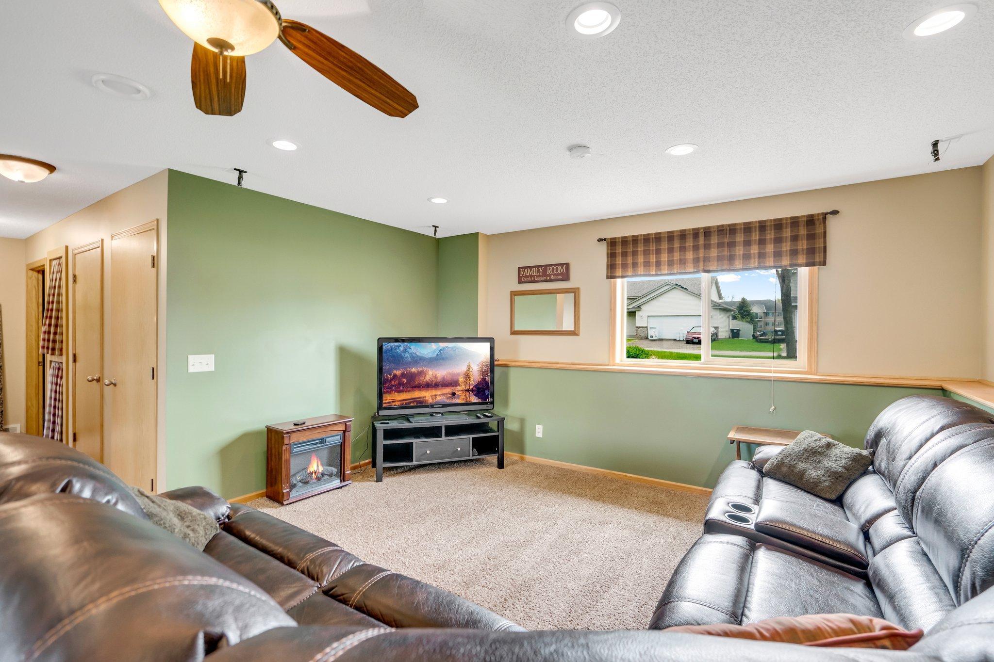 407 Rodeo Drive Northwest Isanti, MN 55040 - Photo 29 of 37 Gallery Image 29