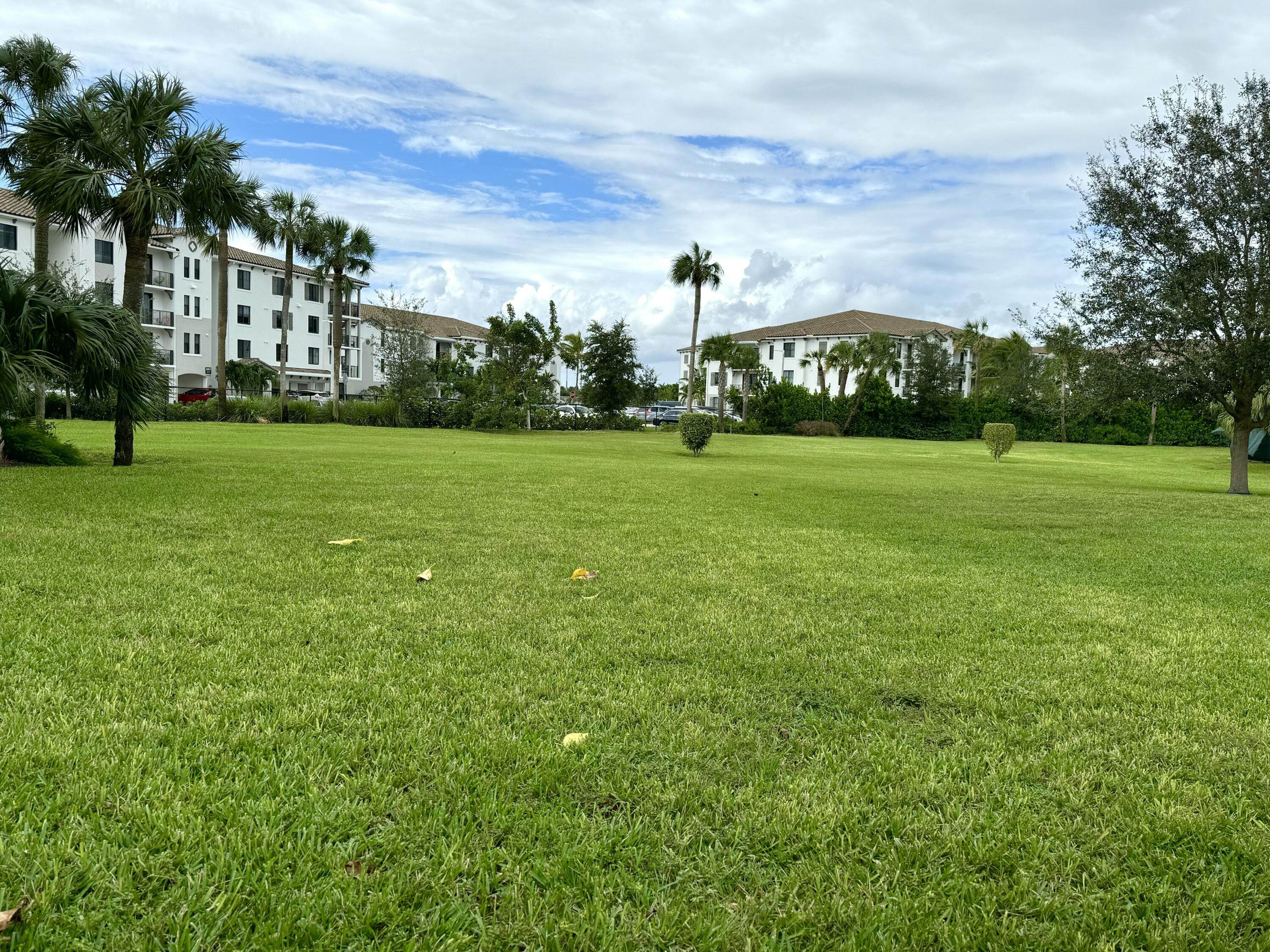 9355 Southwest 8th Street, Unit 417 Boca Raton, FL 33428 - Photo 23 of 27 IMG_9159