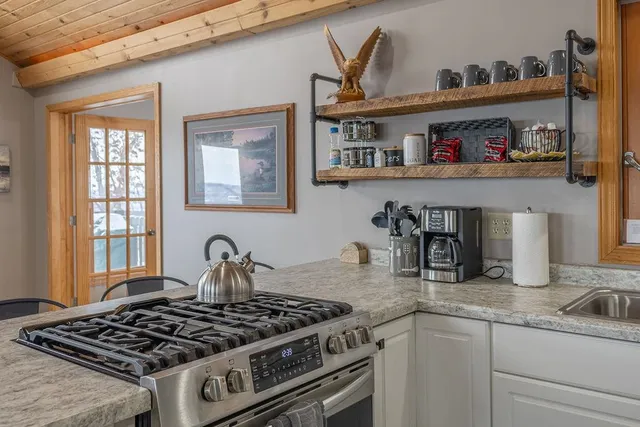 $599,000 | S8011 Eagle Crest Drive, De Soto, WI 54624