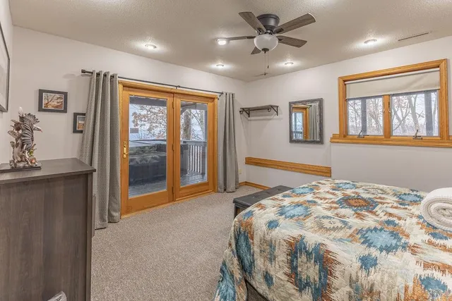 $599,000 | S8011 Eagle Crest Drive, De Soto, WI 54624