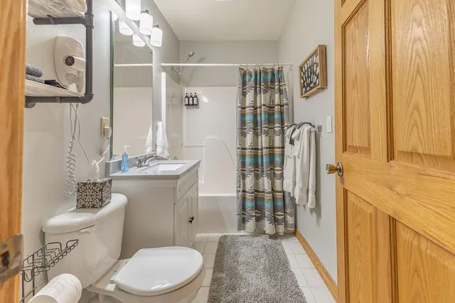 $599,000 | S8011 Eagle Crest Drive, De Soto, WI 54624