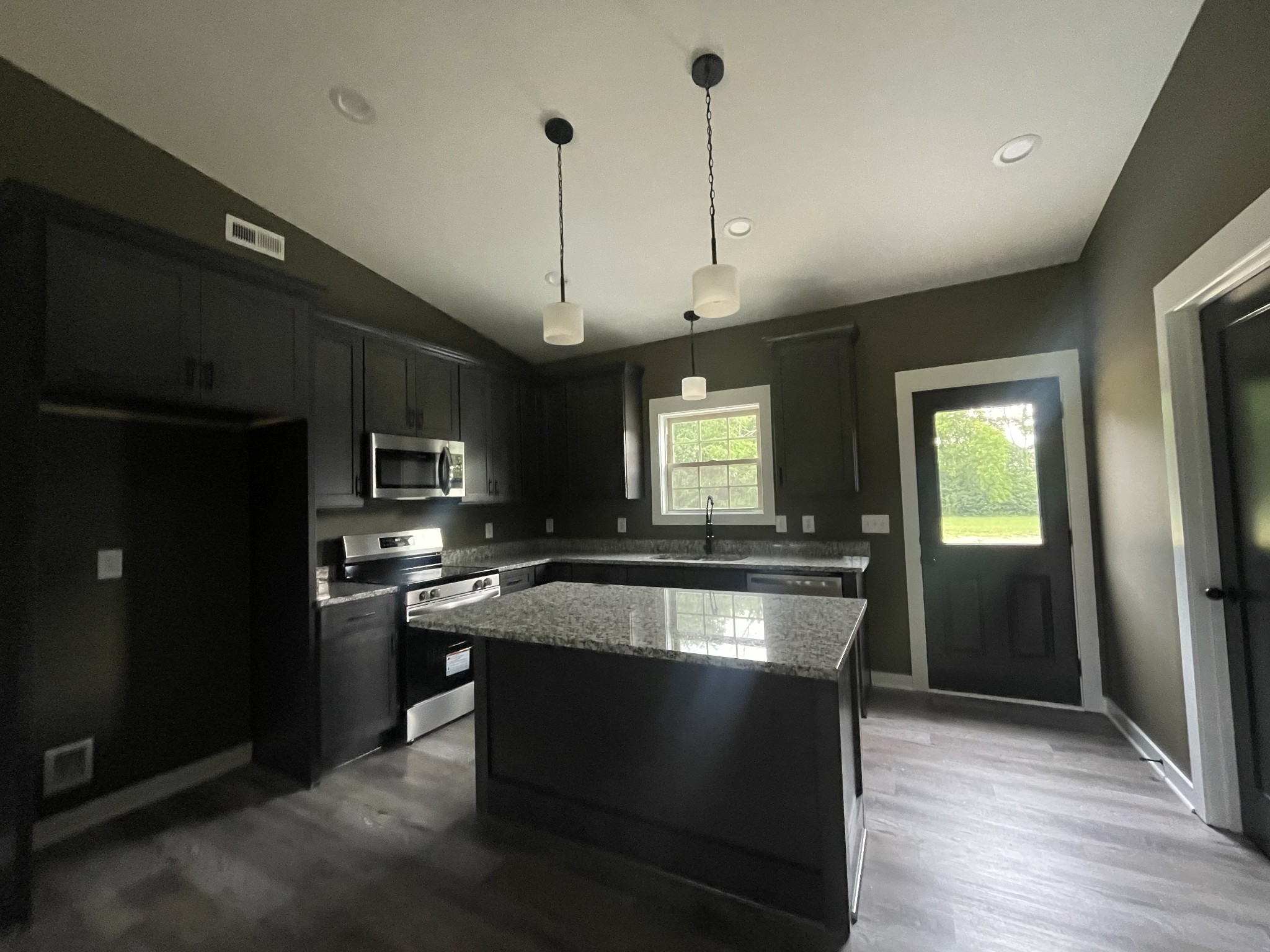 1114 Ruby Road Lewisburg, TN 37091 - Photo 4 of 17 Gallery Image 4