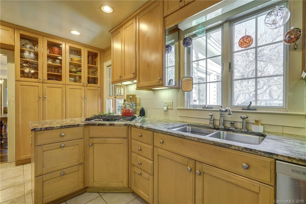 244 Grey Road Davidson, NC 28036 - Photo 18 of 36 Gallery Image 18