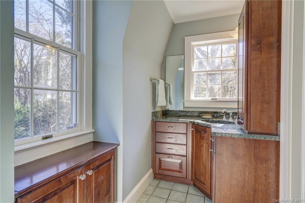 244 Grey Road Davidson, NC 28036 - Photo 27 of 36 Gallery Image 27