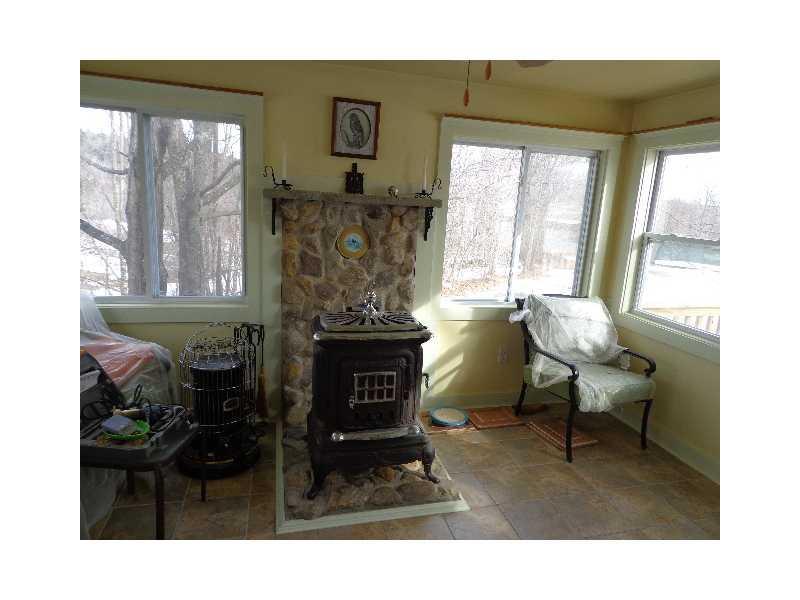 22 Gates Hill Road West Paris, ME 04289 - Photo 5 of 12 Interior Space/Layout.
