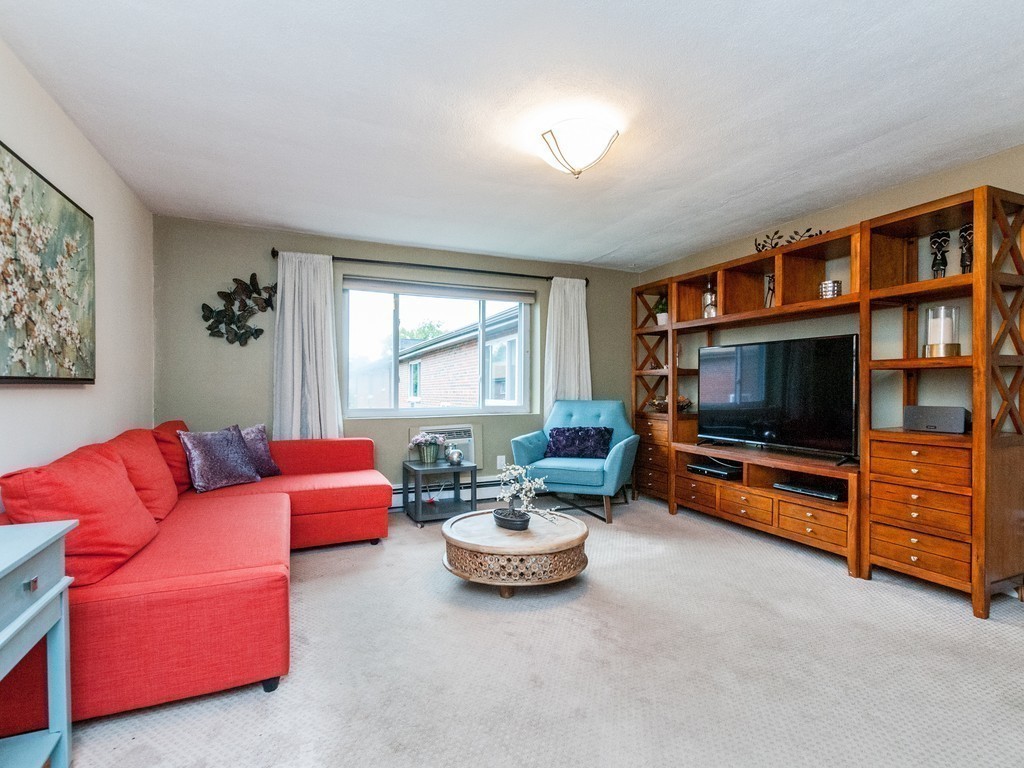 42 Bryon Road, Unit 5 Boston, MA 02467 - Photo 2 of 8