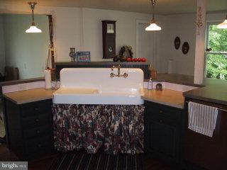 922 Newport Road Manheim, PA 17545 - Photo 5 of 6
