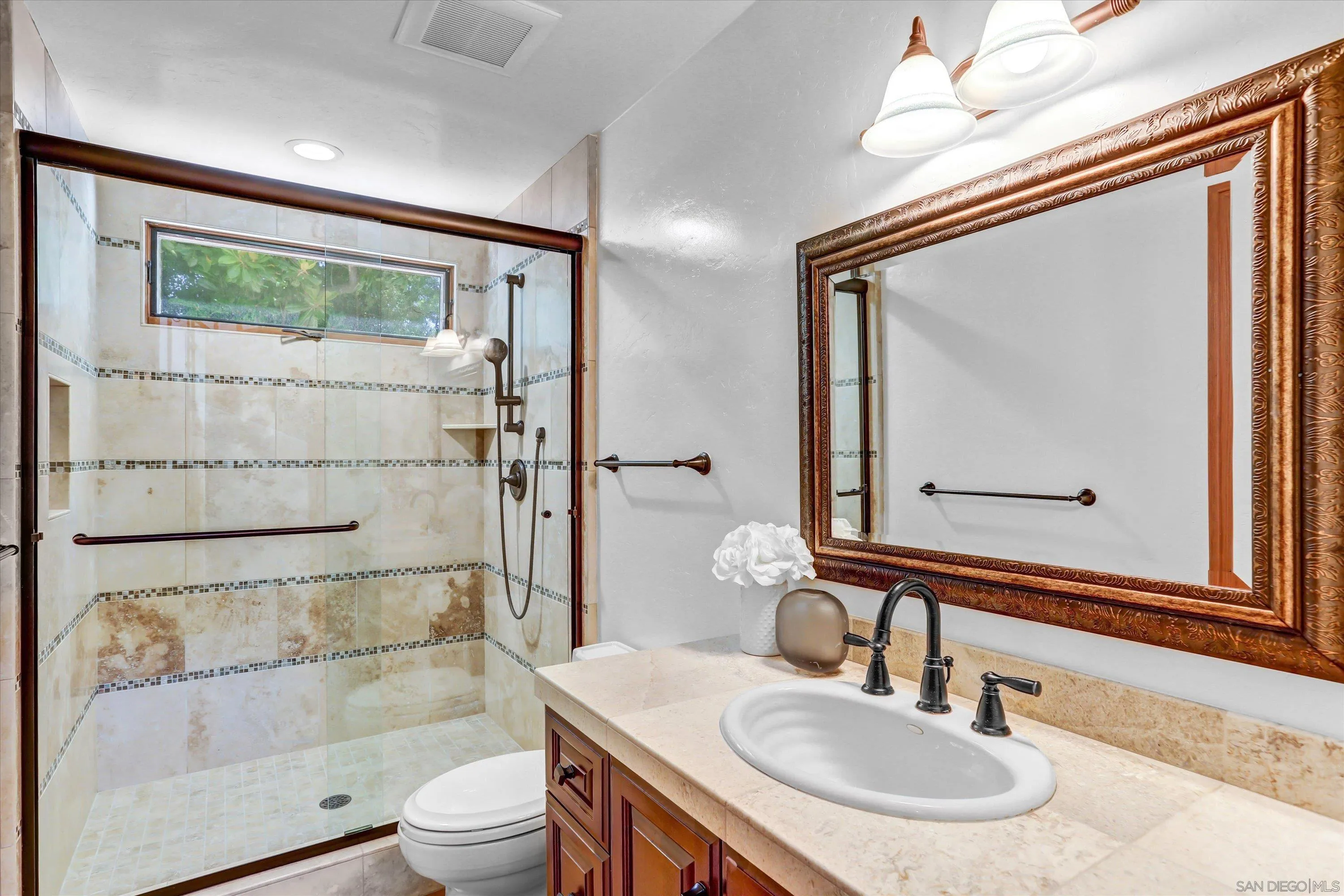 16722 Via Lago Azul Rancho Santa Fe, CA 92067 - Photo 15 of 42