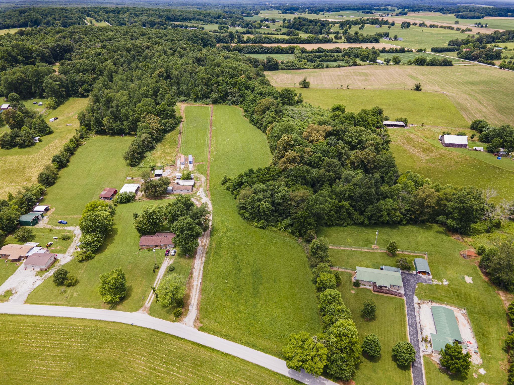 0 Sainville Road Manchester, TN 37355 - Photo 7 of 9 an aerial view of a residential houses with outdoor space swimming pool and outdoor seating
