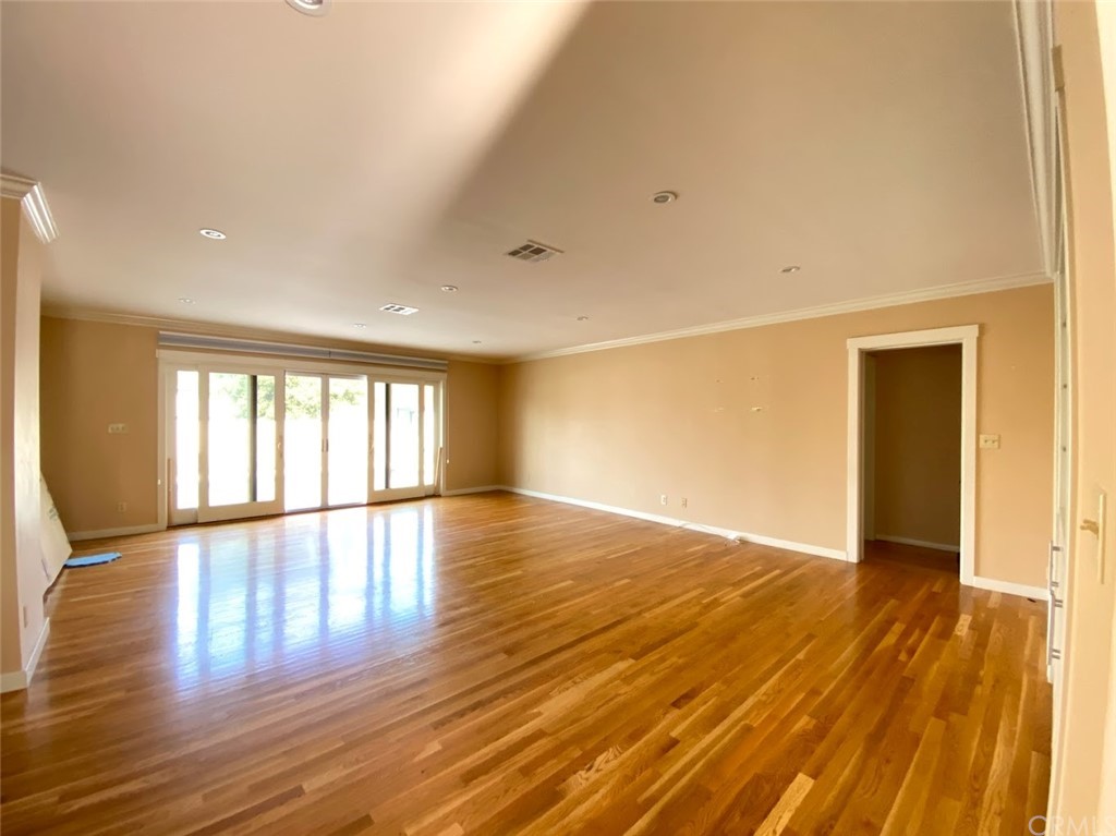 345 Oakcliff Road Monrovia, CA 91016 - Photo 5 of 13