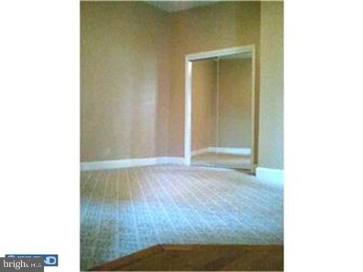 1817 South 5th Street Philadelphia, PA 19148 - Photo 6 of 13 Bedroom - Main