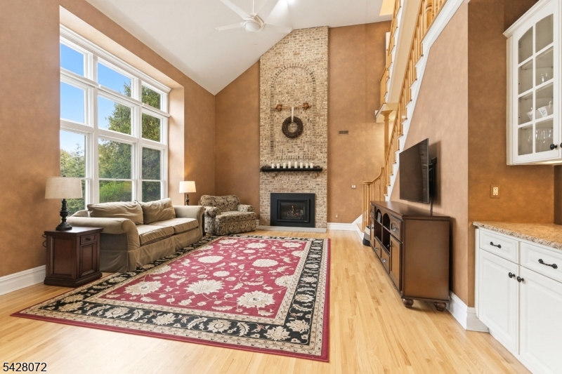 188 Meyersville Road Chatham, NJ 07928 - Photo 2 of 31