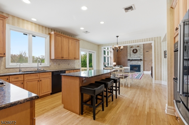 188 Meyersville Road Chatham, NJ 07928 - Photo 10 of 31