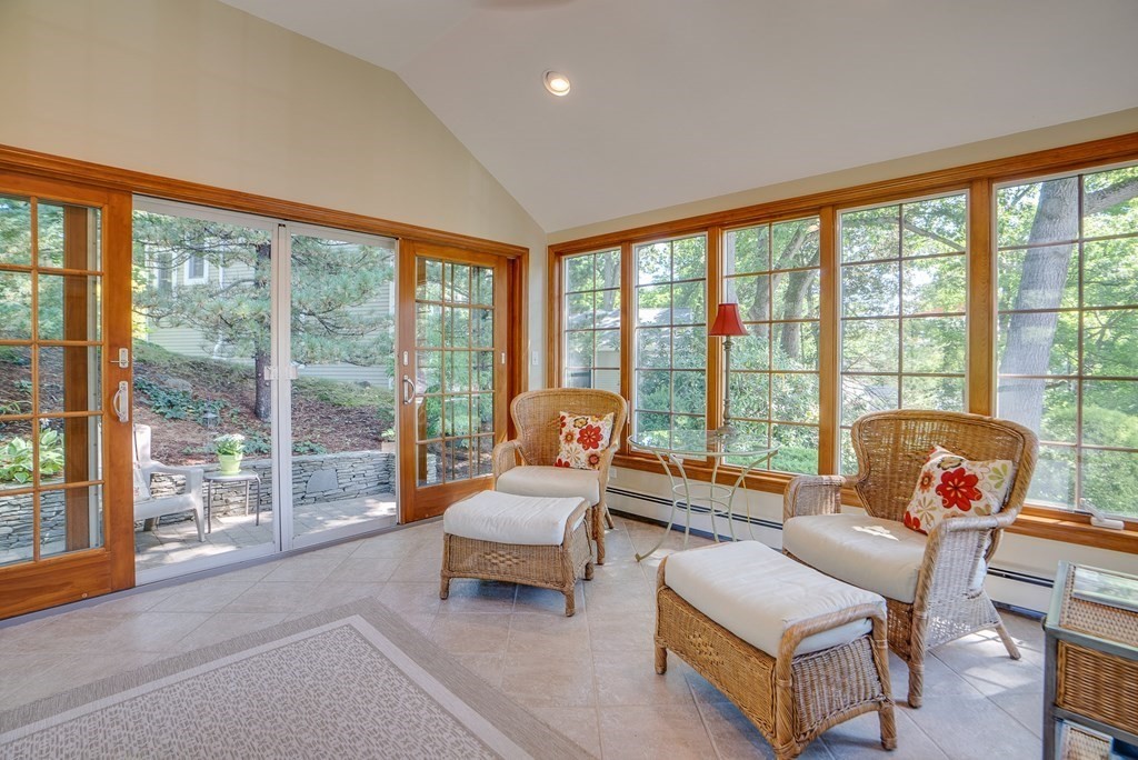 34 Apache Trail Arlington, MA 02474 - Photo 14 of 36