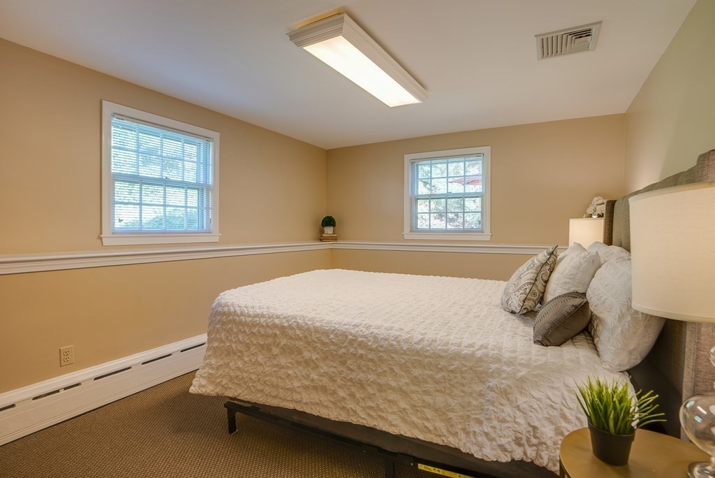 34 Apache Trail Arlington, MA 02474 - Photo 16 of 36