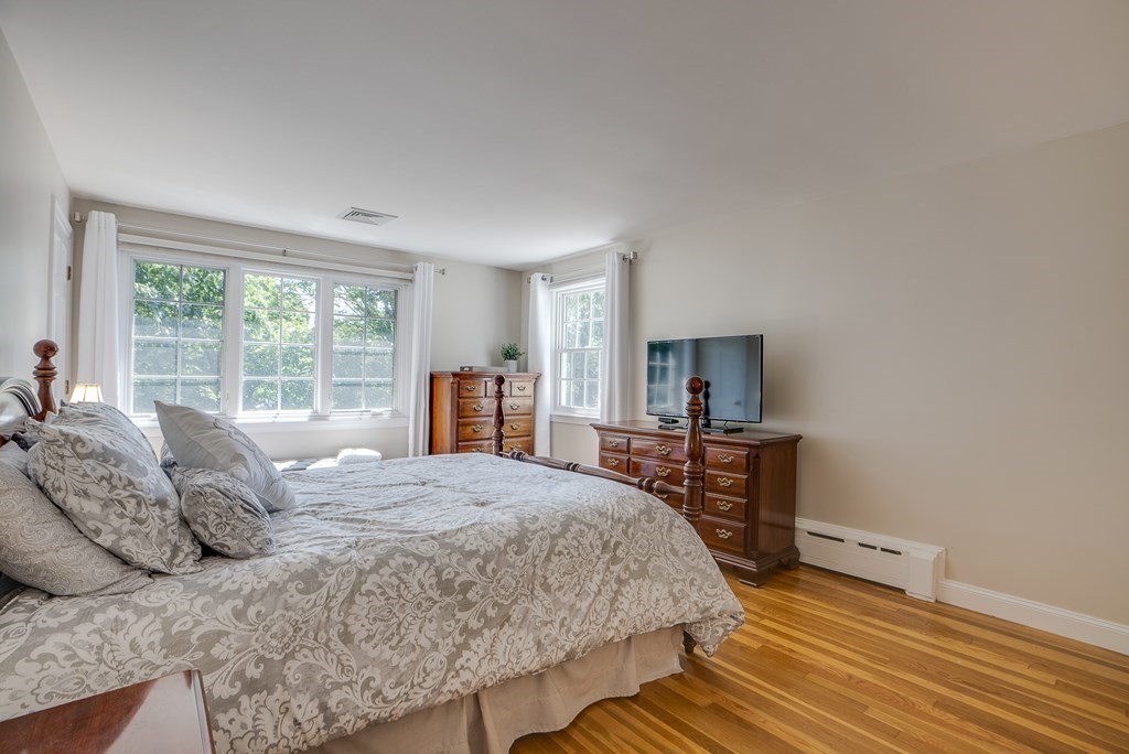 34 Apache Trail Arlington, MA 02474 - Photo 19 of 36