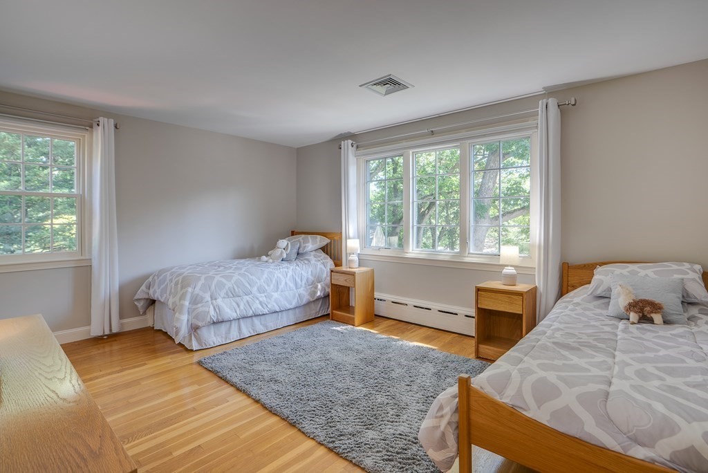 34 Apache Trail Arlington, MA 02474 - Photo 22 of 36