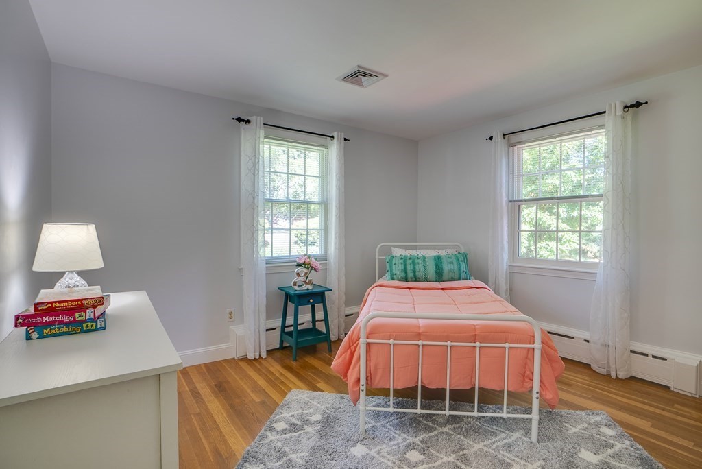 34 Apache Trail Arlington, MA 02474 - Photo 23 of 36