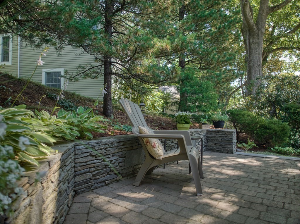 34 Apache Trail Arlington, MA 02474 - Photo 29 of 36