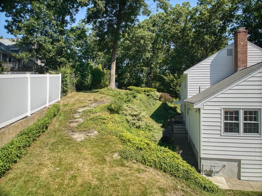 34 Apache Trail Arlington, MA 02474 - Photo 31 of 36