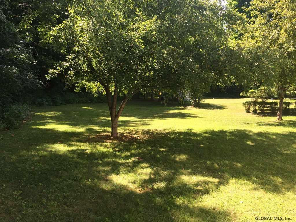 1208 Fort Hunter Road Rotterdam, NY 12303 - Photo 15 of 25 Photo 15