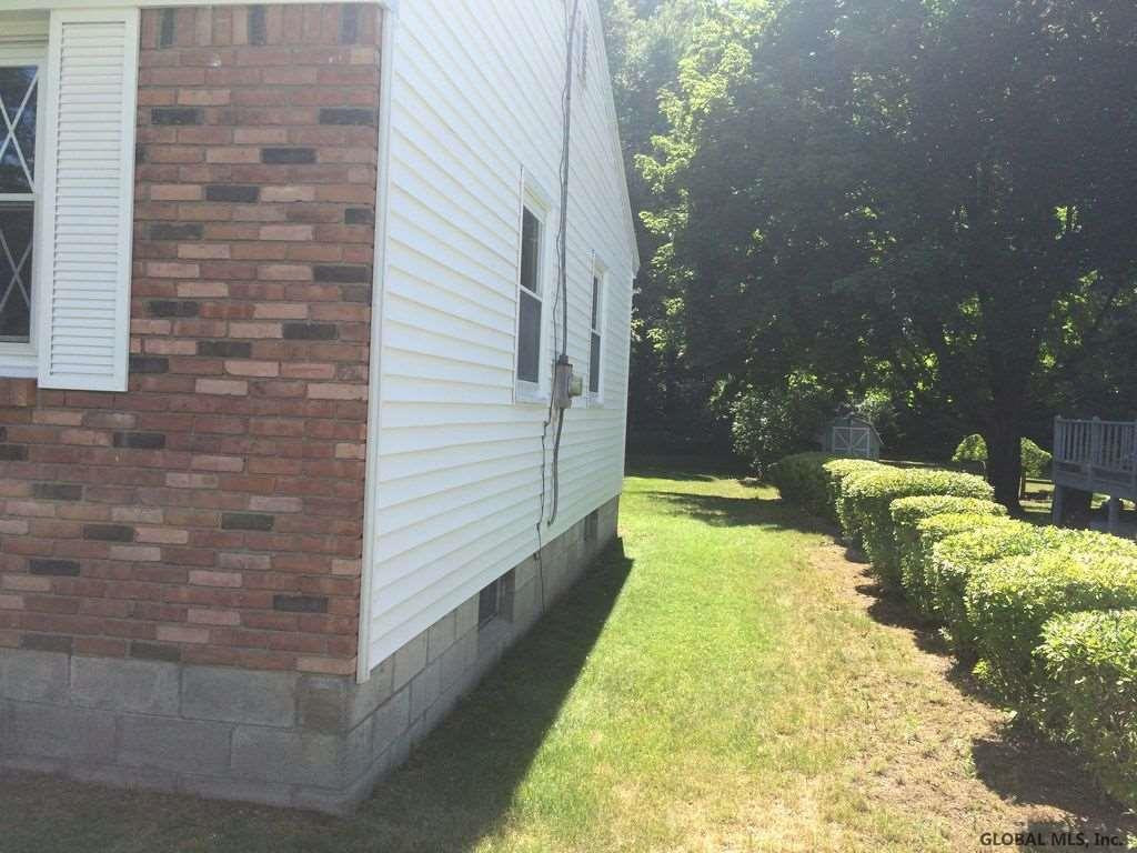 1208 Fort Hunter Road Rotterdam, NY 12303 - Photo 6 of 25 Photo 6