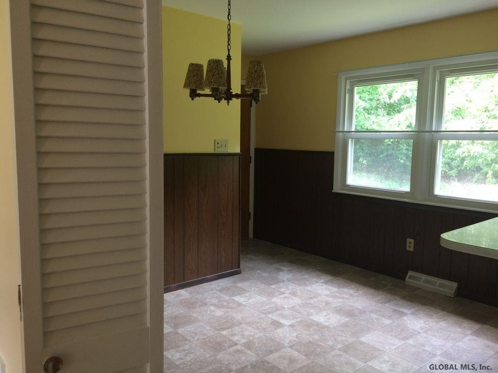 1208 Fort Hunter Road Rotterdam, NY 12303 - Photo 7 of 25 Photo 7