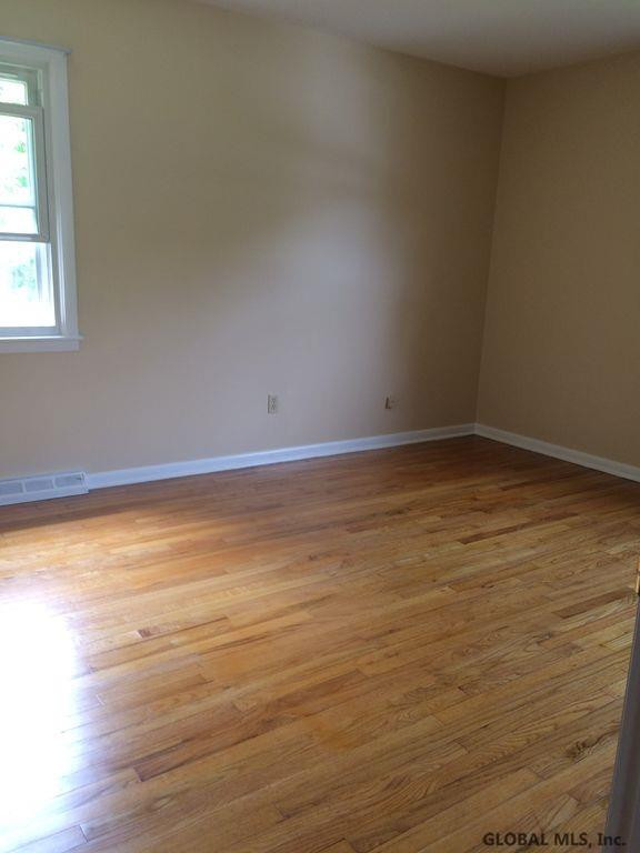 1208 Fort Hunter Road Rotterdam, NY 12303 - Photo 10 of 25 Photo 10