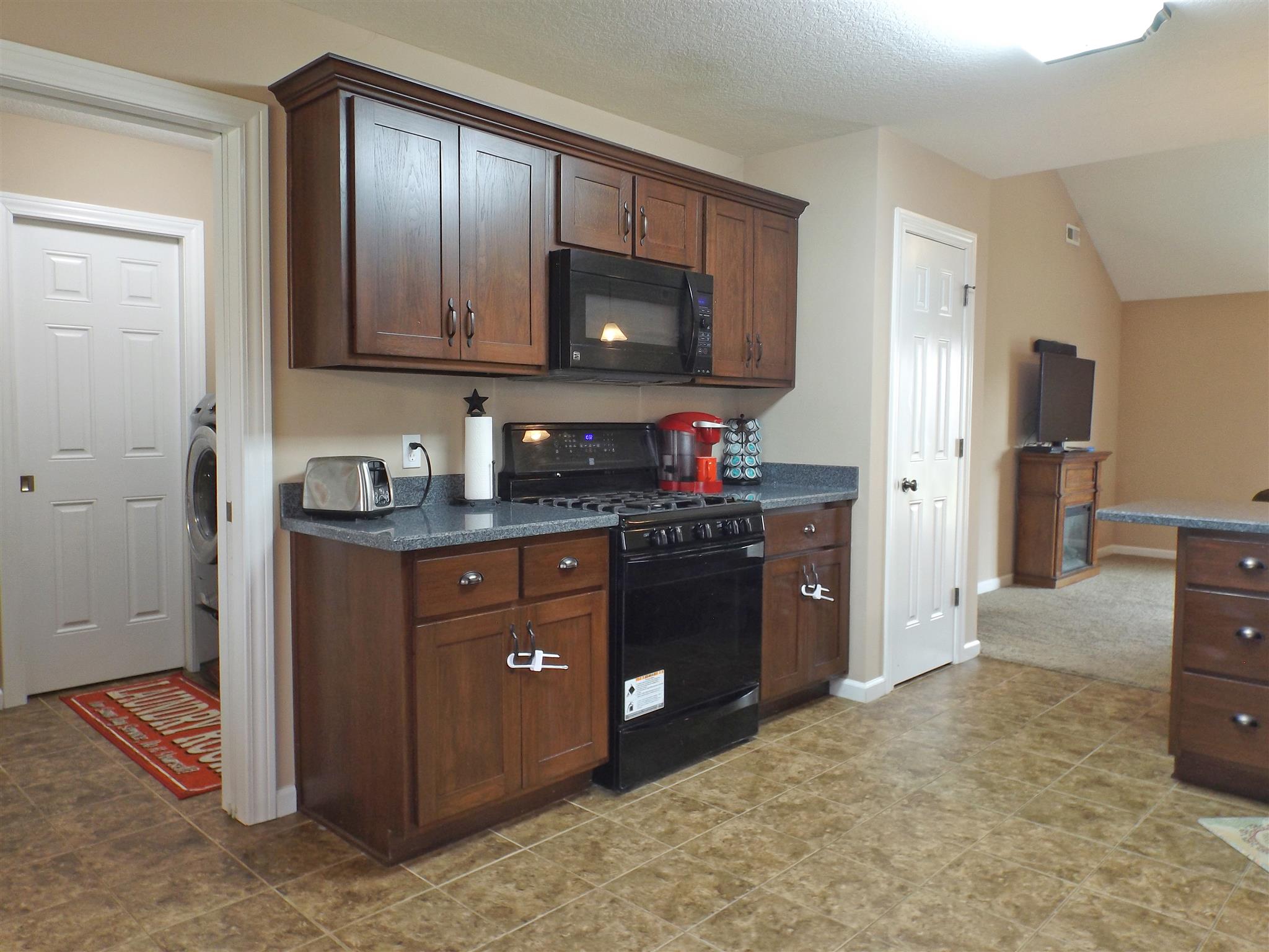 2634 Stonecrop Road Huntertown, IN 46748 - Photo 14 of 27